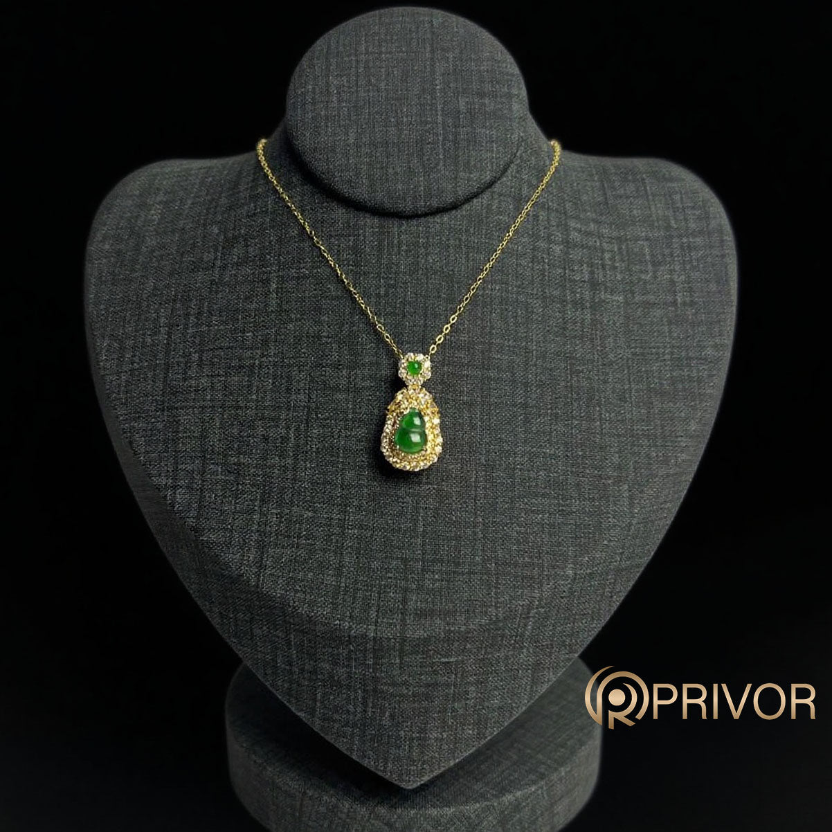 Green Glint Pear Pendant