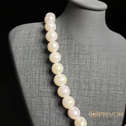 Ivory Aura Necklace (Pearl Collection)