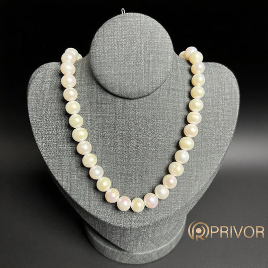 Ivory Aura Necklace (Pearl Collection)