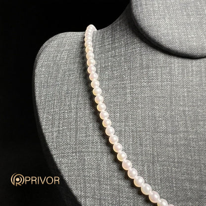 Pureline Necklace (Pearl Collection)