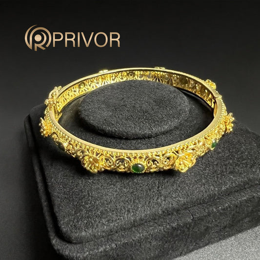 Heritage Gold Bangle