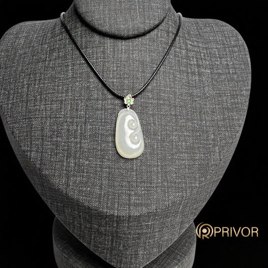 18K Gold Yin Yang Harmony White Pendant